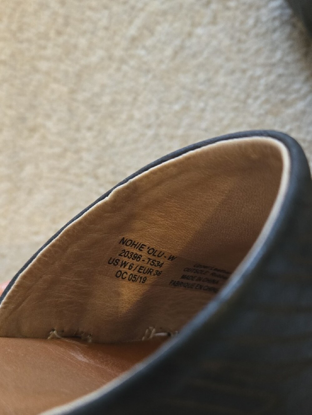 OluKai Black Leather Slide Sandals with Tan Footbed - Picture 4 of 4